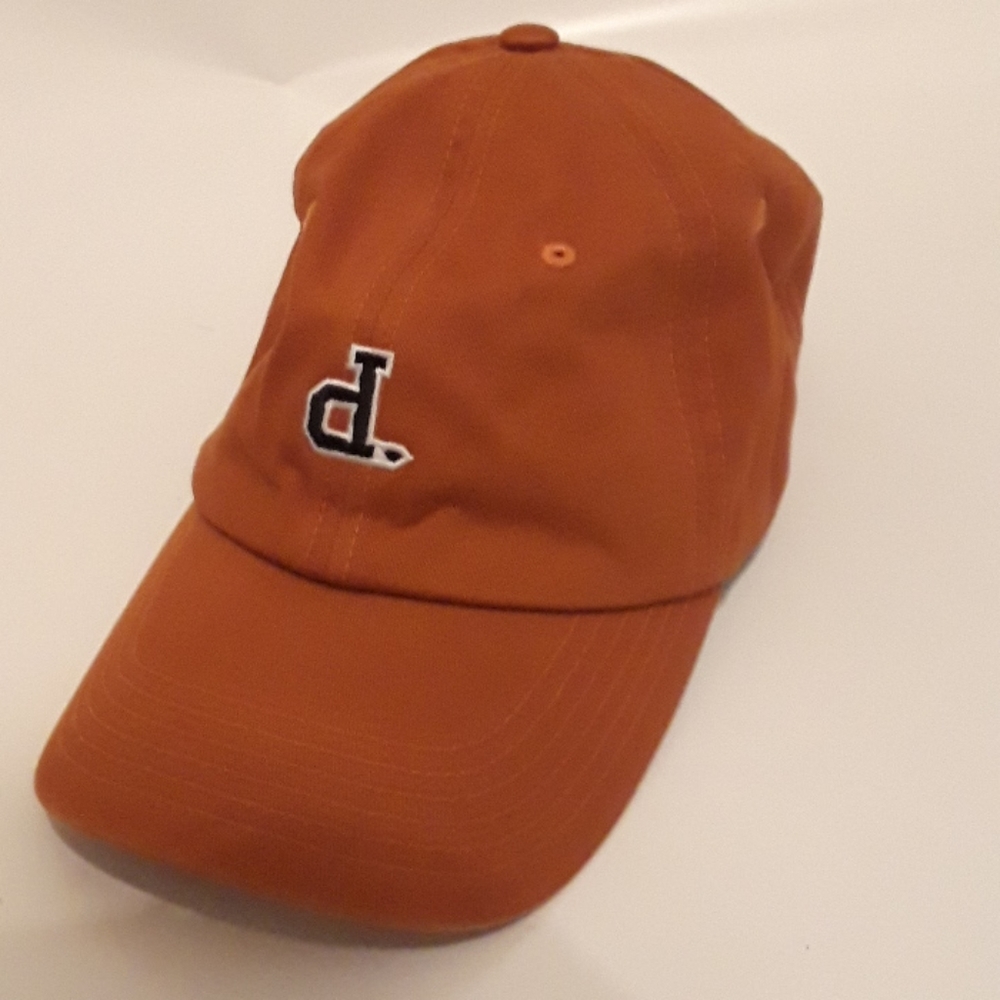*NWOT* Diamond Dat hat